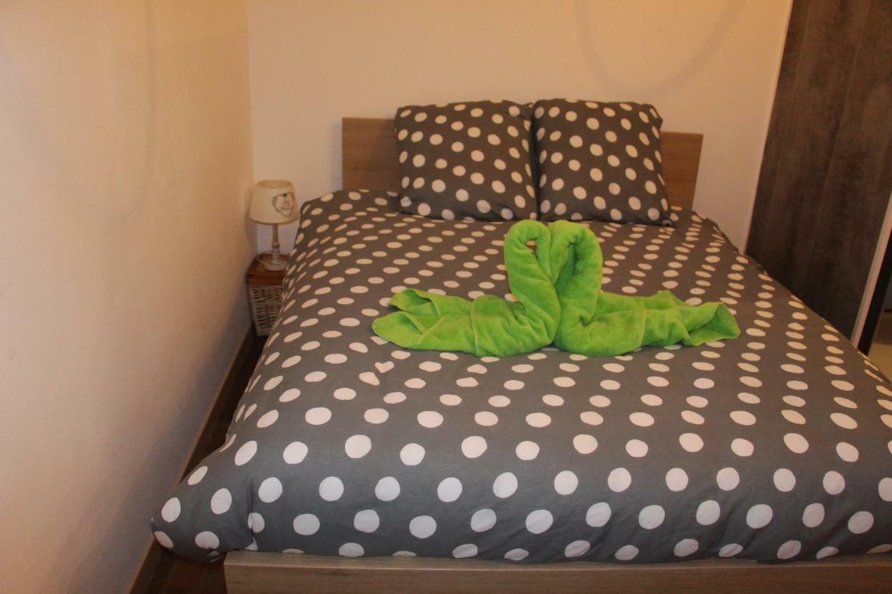 Ferme Du Pre Vert - Chambres D'Hotes B&B Nort-Leulinghem Экстерьер фото